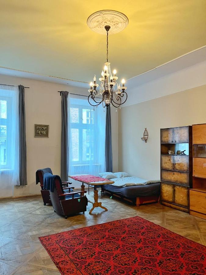 Old Town Rooms Wielopole Krakow Luaran gambar